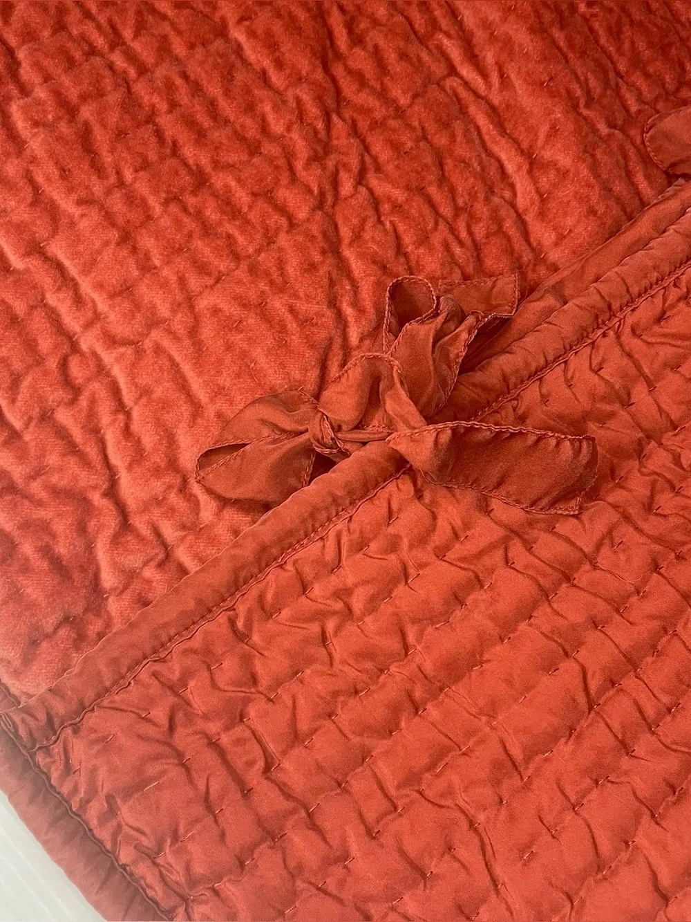 POTTERY BARN VELVET COTTON & SILK Rust (2) Euro PILLOW SHAMS 26X 26 Quilted